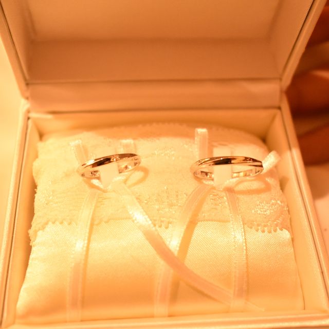 【イノウエ (宝石・時計 いのうえ)の口コミ】 数多くのデザインの中で、派手すぎずかつちょっとしたひねりがあるものと…