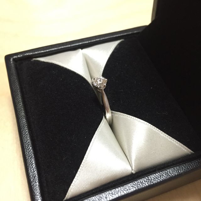 【エクセルコダイヤモンド(EXELCO DIAMOND)の口コミ】 アクセサリー以外の商品展開をしていないブランドのもので、結婚式やパー…