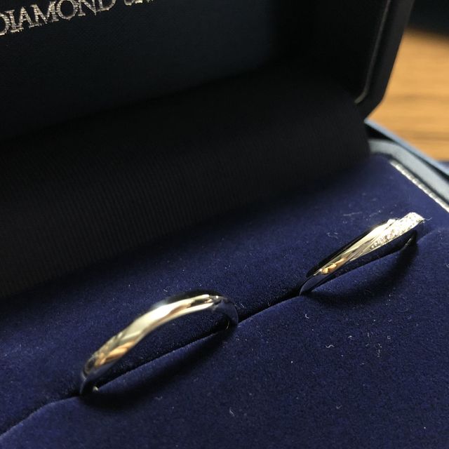 【銀座ダイヤモンドシライシの口コミ】 男性用はシンプルなものを探していて、見た目もよく着け心地が良かったの…