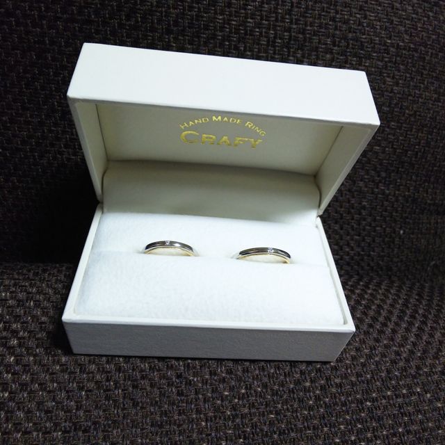 【CRAFY(クラフィ)の口コミ】 相談をしにお店に行き
サンプルを見せていただき
2人で手作りしたら一生の…