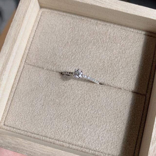 【YUKA HOJO(ユカホウジョウ)の口コミ】 今まで数々のジュエリーショップに行ったけど細いリングっていうのがあま…