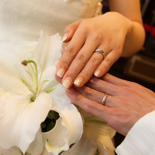 【ケイウノ ブライダル(K.UNO BRIDAL)の口コミ】 ディズニーデザインをフルオーダーできると知り店舗へ。ディズニーデザイ…