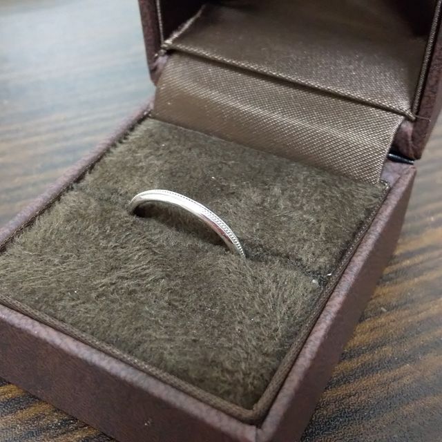 【PAVEO CHOCOLAT(パヴェオショコラ)の口コミ】 価格がリーズナブルな指輪を探していました！
こちらの指輪は私のが8万円…