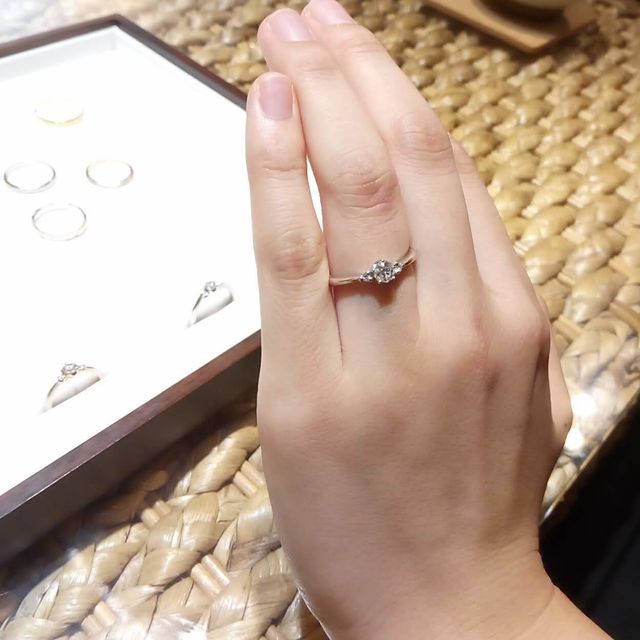 【杢目金屋(もくめがねや)の口コミ】 ブランド毎にある程度の形は決まっているものの、一つ一つがオーダーメイ…