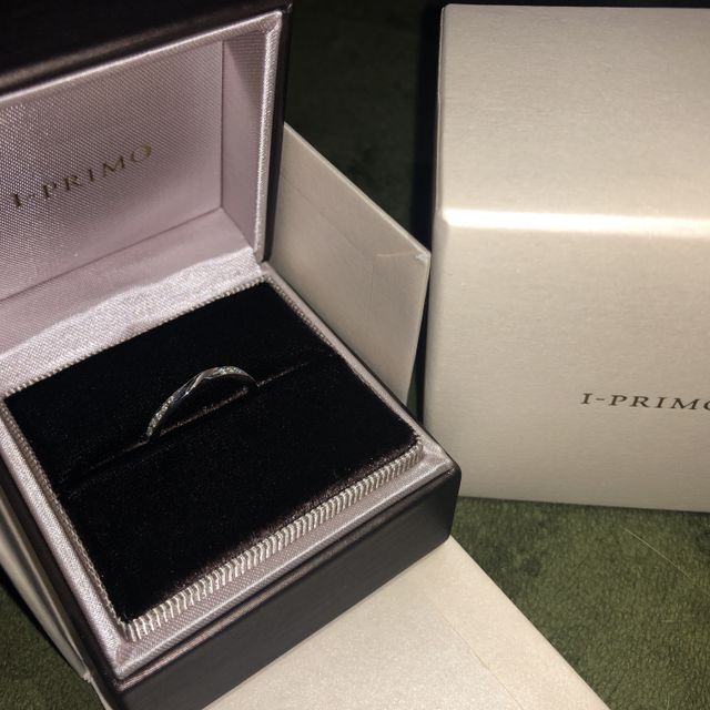 【アイプリモ(I-PRIMO)の口コミ】 珍しいデザインだったので他の人と被らないかと思い選びました！
とても可…