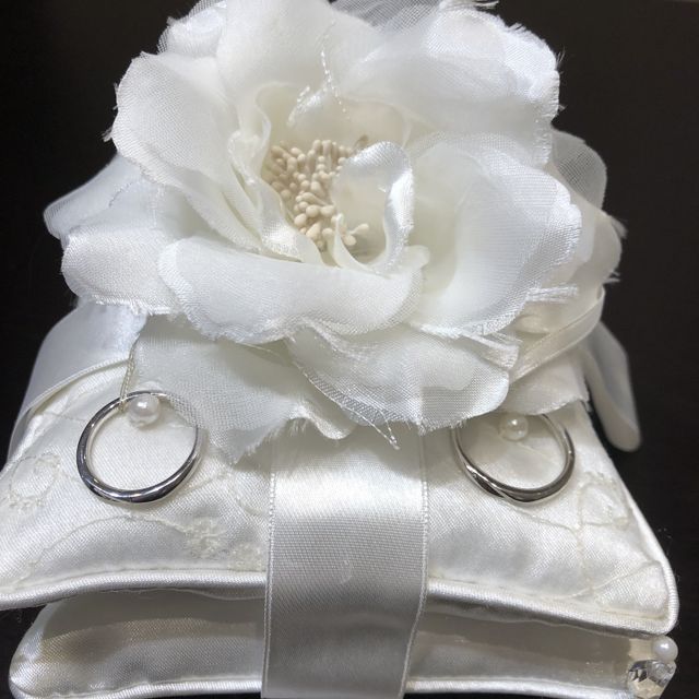 【TRECENTI(トレセンテ)の口コミ】 つけ心地が良く指あたりもいいので、
ずっと付けていられる！！
デザイン…