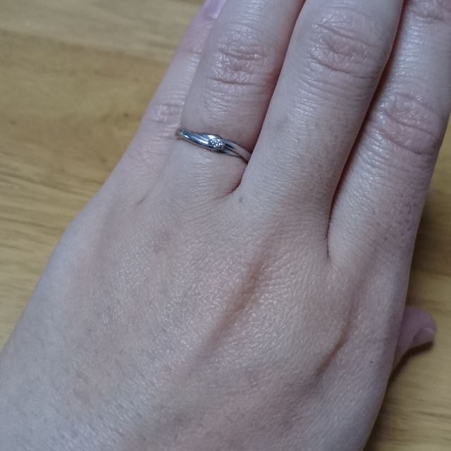 【STAR JEWELRY(スタージュエリー)の口コミ】 海猿モデルの指輪で、二人とも海猿が好きという理由とデザインが気に入っ…