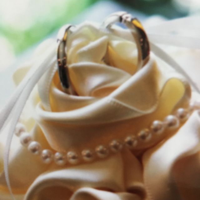 【Ponte Vecchio(ポンテヴェキオ)の口コミ】 もともと婚約指輪もポンテヴェッキオで購入していましたので同じブランド…