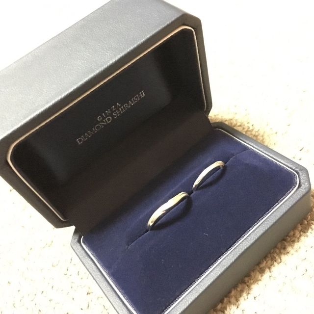 【銀座ダイヤモンドシライシの口コミ】 指が細身なので、デザインも細身の方が合うなと思ったのでスターリーを購…