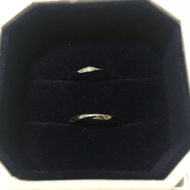 【4℃ BRIDAL(ヨンドシーブライダル)の口コミ】 まず素材がピュアプラチナなので、ストレスなくはめることができました。…