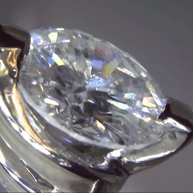 【SUEHIRO(スエヒロ)の口コミ】 予算10万円で、デザインは爪が引っかからないこと、婚約指輪らしく石が主…