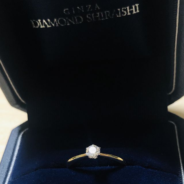 【銀座ダイヤモンドシライシの口コミ】 シンプルなデザインのものが良く、ダイヤモンドがより綺麗に見えるように…