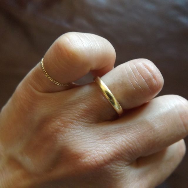 【agete(アガット)の口コミ】 毎日付けるものなので、シンプルなデザインで探していました。アクセサリ…