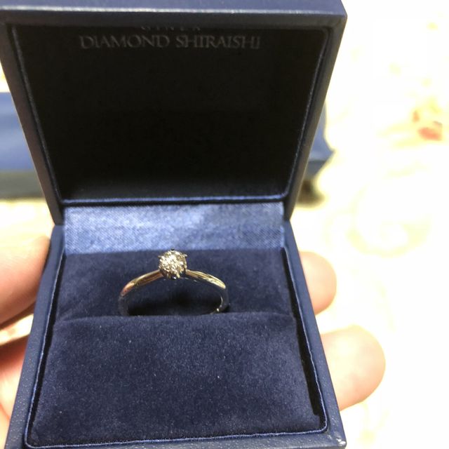 【銀座ダイヤモンドシライシの口コミ】 当初全くイメージがなく、相手の指のサイズもわからず来店しました。どう…
