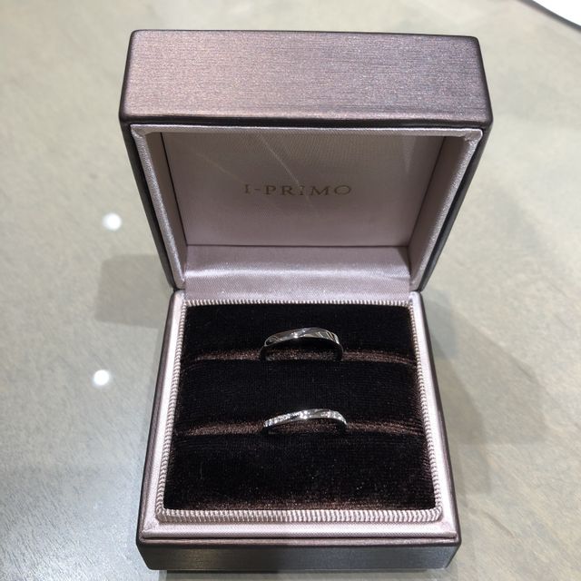 【アイプリモ(I-PRIMO)の口コミ】 種類が豊富で普段指輪をしない人でも抵抗なく付けられるデザインがある。
…