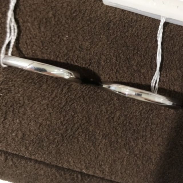 【CHARMY(チャーミー)の口コミ】 彼の職業柄、ゆがみにくい指輪をさがしていました。それでたどり着いたの…