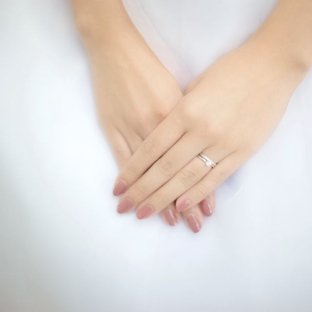 【MIKIMOTO(ミキモト)の口コミ】 初めはインターネット等でいろいろ探してみて、気になったものは店舗に足…