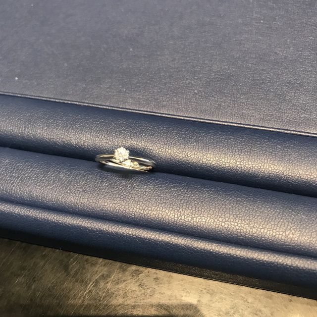 【銀座ダイヤモンドシライシの口コミ】 いくつかお店を回ろうと考えていましたが、スタッフの方の対応がとても良…