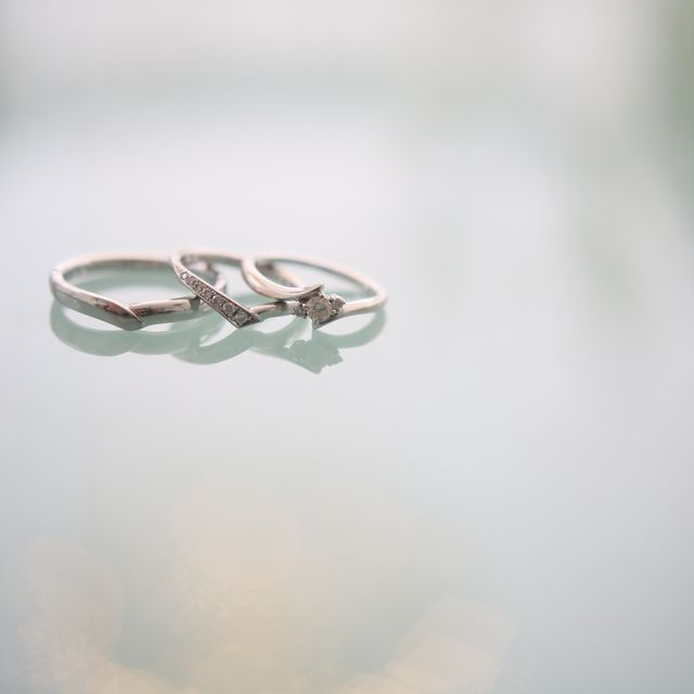 【4℃ BRIDAL(ヨンドシーブライダル)の口コミ】 私は婚約指輪で4℃の指輪を貰いました。
せっかく貰った婚約指輪なので結婚…