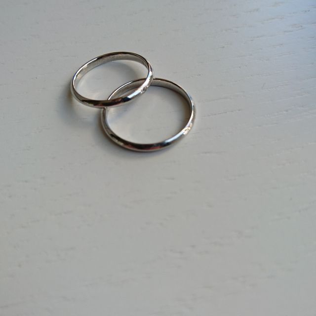 【insembre(インセンブレ)の口コミ】 【価格について】
価格が決め手でした。
普段指輪を着けないので特にこだ…