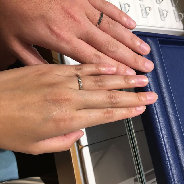 【銀座ダイヤモンドシライシの口コミ】 元々結婚指輪は私の希望で、婚約指輪と同じ高級ブランドで考えていました…