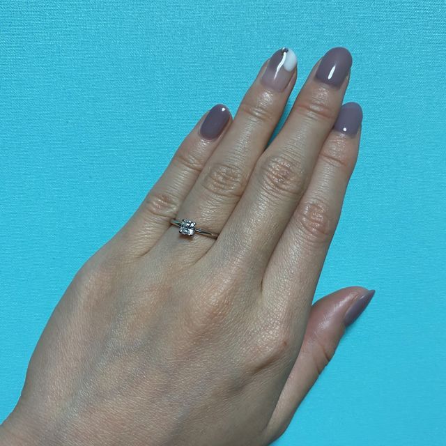 【ティファニー(Tiffany & Co.)の口コミ】 丸いカッティングよりもスクエアタイプの方が好みだったため、tiffany tru…