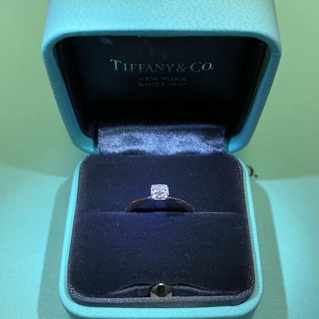 【ティファニー(Tiffany & Co.)の口コミ】 丸いカッティングよりもスクエアタイプの方が好みだったため、tiffany tru…