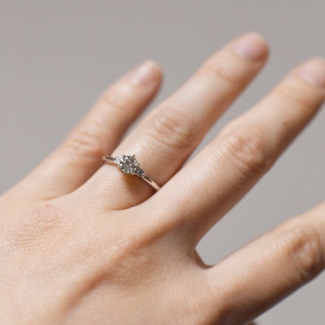 【ケイウノ ブライダル(K.UNO BRIDAL)の口コミ】 母のダイヤをリメイクし、婚約指輪にしました。
私たちのこれまでのエピソ…