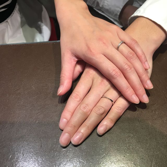 【銀座ダイヤモンドシライシの口コミ】 デザインがとても豊富で、自分の気に入った柄が見つかりました。また、あ…