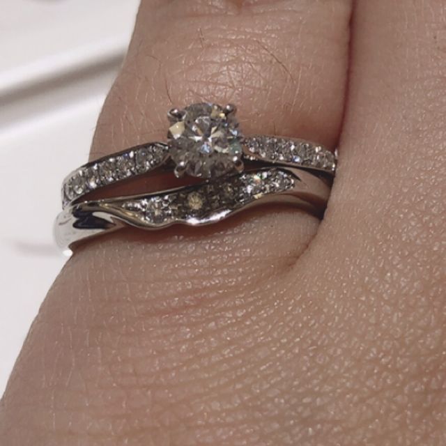 【俄(にわか)の口コミ】 せせらぎは形もシンプルで１つでも重ねても飽きのこないデザインで惹かれ…