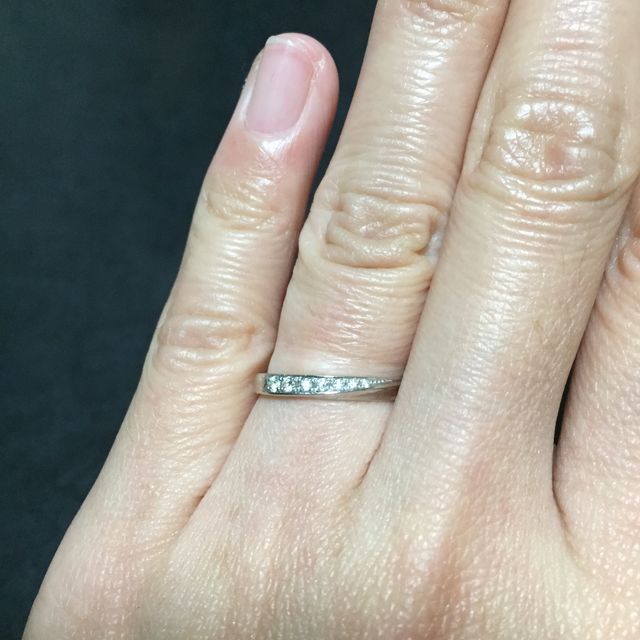 【4℃ BRIDAL(ヨンドシーブライダル)の口コミ】 購入前にネットで色々調べましたがいいなと思うのは全て4℃の指輪でした。…