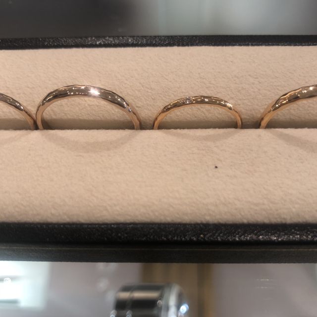 【SIENAROSE(シエナロゼ)の口コミ】 シエナロゼさんにしかないロゼチナという素材が一番のポイントだと思いま…