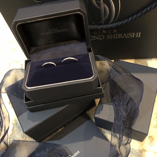 【銀座ダイヤモンドシライシの口コミ】 女性側の意見として細ければ細いほど良いとの事だったのでなるべく細く、…