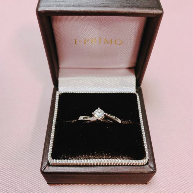 【アイプリモ(I-PRIMO)の口コミ】 一石タイプでシンプルですがリング部分がS字になっていて、それだけで華や…