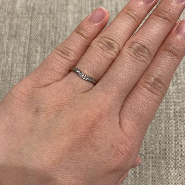 【【閉業】フラー・ジャコー(FURRER-JACOT)の口コミ】 決め手は鍛造ということです。
初めはもっとデザイン性が高く、同じ年代に…