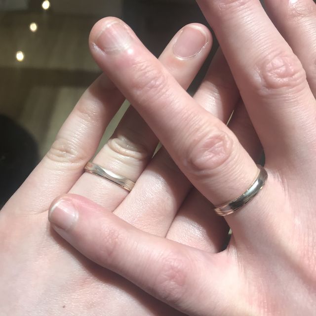 【杢目金屋(もくめがねや)の口コミ】 木目模様が素敵だったのと、日本の400年の伝統的な技術を生かし、職人さん…