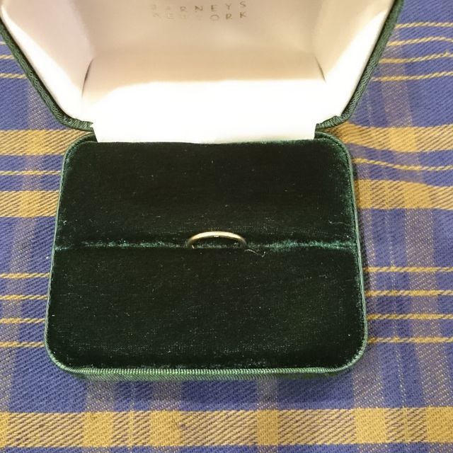 【AHKAH(アーカー)の口コミ】 結婚指輪は毎日つけていたいと思っていたのですが、普段指輪をしていなか…