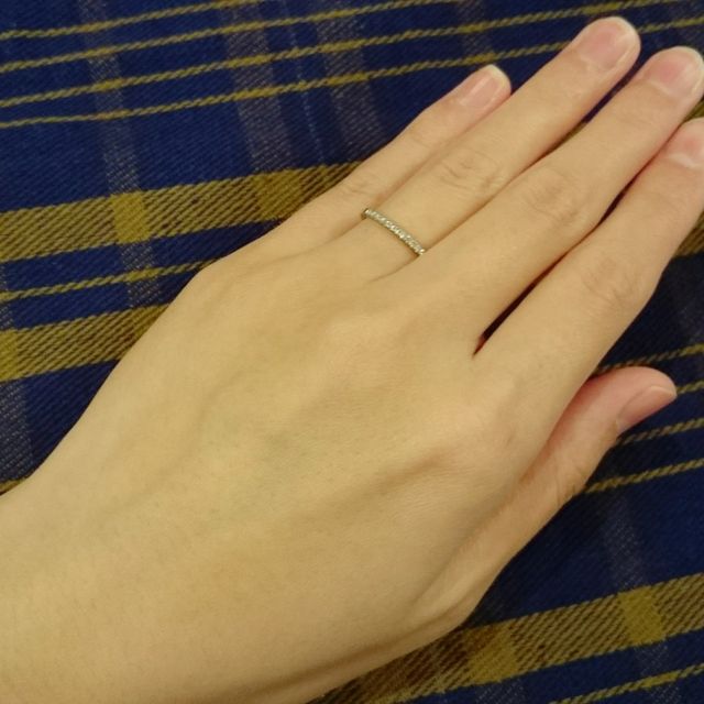 【AHKAH(アーカー)の口コミ】 アクセサリーに関して詳しくないのですが、今の主人が調べてくれて同世代…