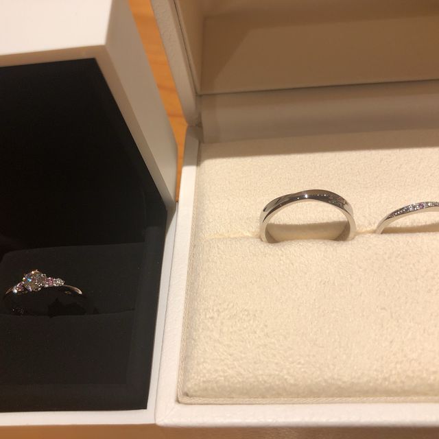 【I's stone(アイズストーン)の口コミ】 ピンクが好きで、ピンクダイヤに惹かれ、デザインがすごくきにいりました…