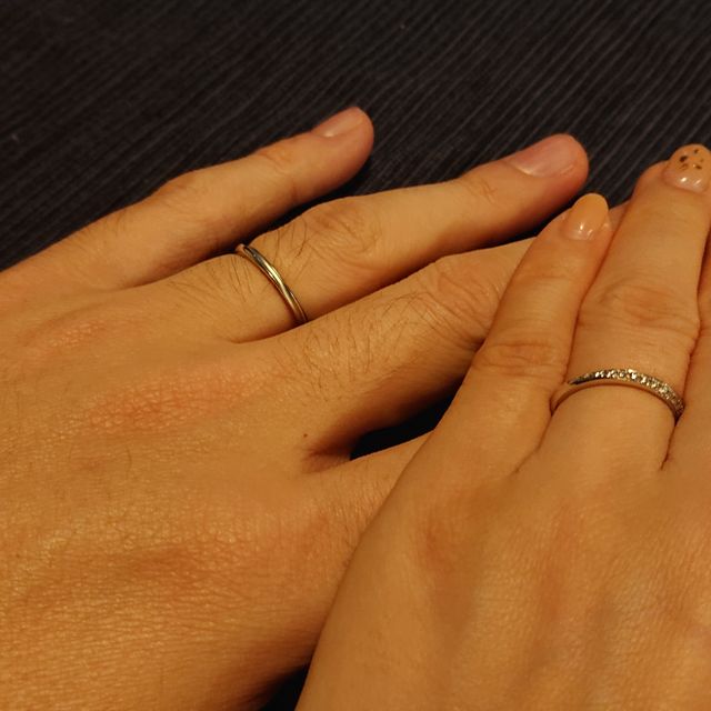 【銀座ダイヤモンドシライシの口コミ】 着け心地のよさと、普段使いしやすいシンプルなデザインを基準に選びまし…