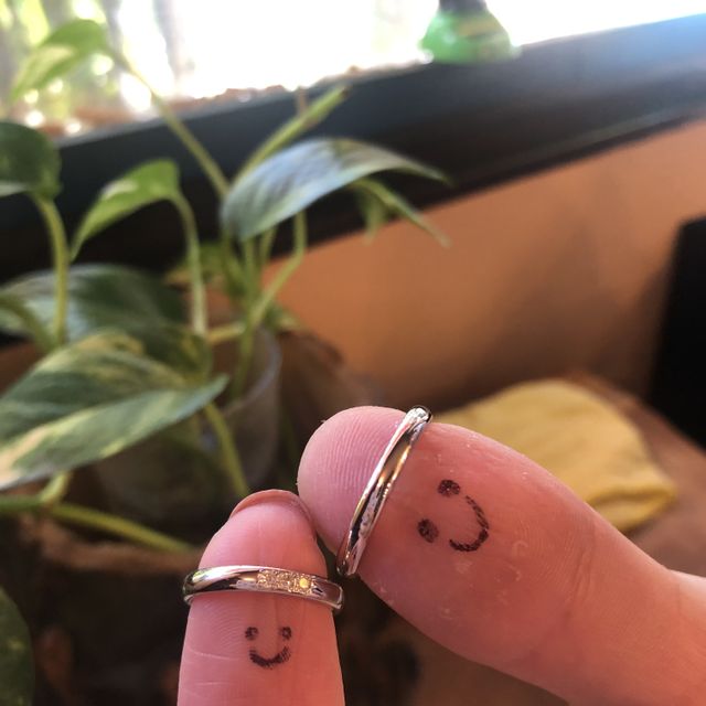 【銀座ダイヤモンドシライシの口コミ】 シンプルだけどダイヤモンドの輝きが感じられました。着け心地も良いです…