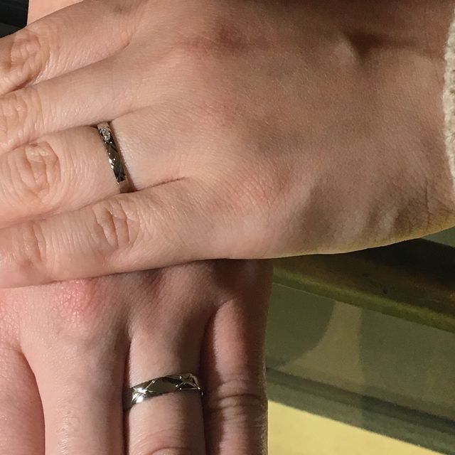 【SUEHIRO(スエヒロ)の口コミ】 プラチナとゴールドが混ざってある素材とのことで、温泉以外はつけていて…