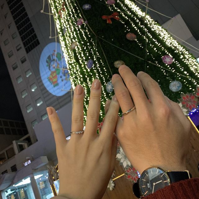 【アイプリモ(I-PRIMO)の口コミ】 彼女の指輪がゴージャスで、かわいかったのが決め手でした。小さなダイヤ…