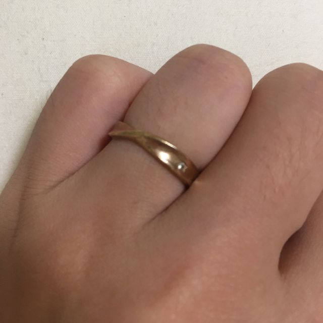 【4℃ BRIDAL(ヨンドシーブライダル)の口コミ】 他店舗にも足を運びましたがなかなか可愛く落ち着いたイメージしているデ…