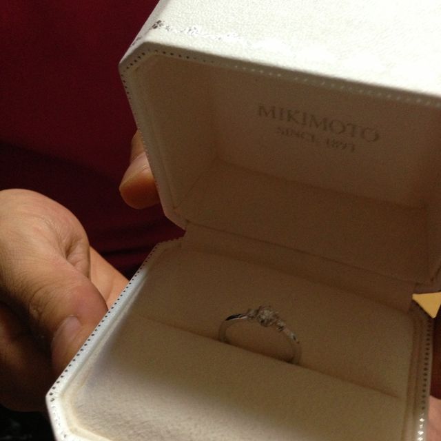 【MIKIMOTO(ミキモト)の口コミ】 まだ若かったので、大きすぎダイヤは不相応だと思い、ダイヤ自体のクオリ…
