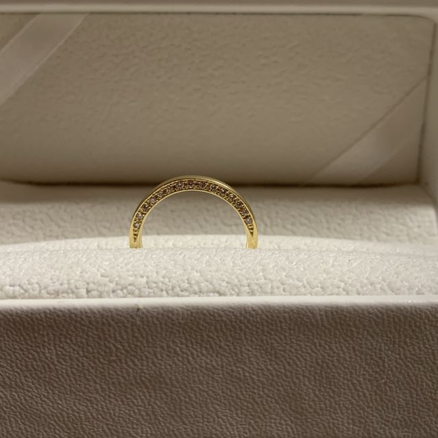 【OCTAVE(オクターヴ)の口コミ】 シンプルなデザインを探していて、試着させて頂いた時に手にしっくり来て…