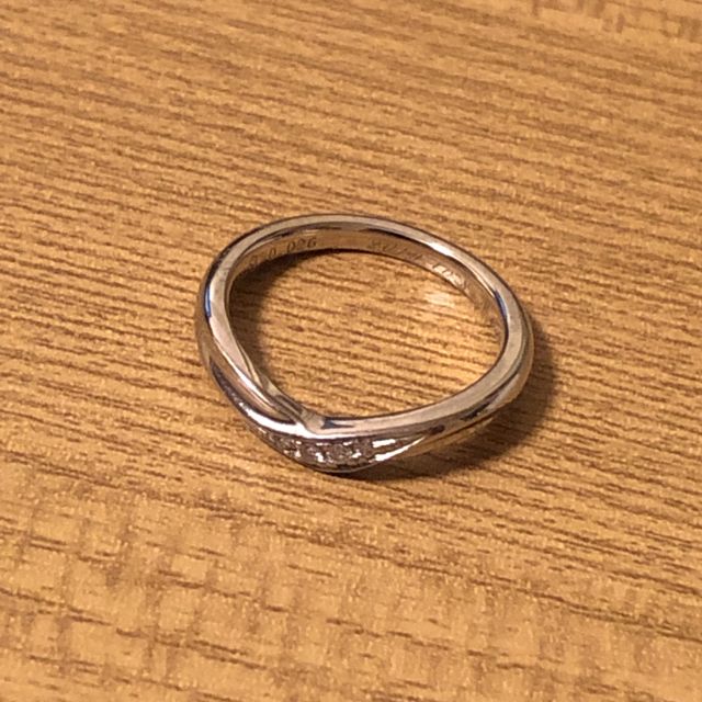 【銀座ダイヤモンドシライシの口コミ】 結婚指輪なのでペアリングなのですが、男性用がカジュアルで格好良くて夫…