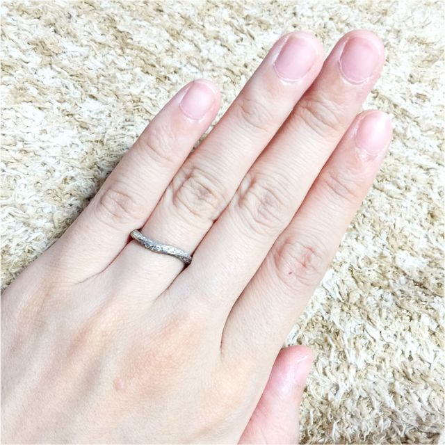 【4℃ BRIDAL(ヨンドシーブライダル)の口コミ】 婚約指輪はタンスの肥やしになりやすいと聞き普段も着けれるものにしたい…