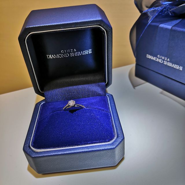 【銀座ダイヤモンドシライシの口コミ】 5店舗ほど回りましたが、ダイヤのコストパフォーマンスがとても高い。そし…