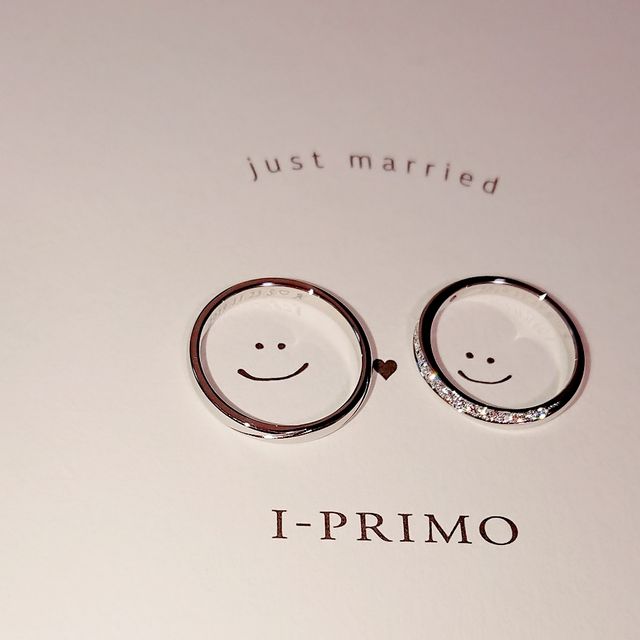 【アイプリモ(I-PRIMO)の口コミ】 指輪のデザインが他店にはない側面にまでダイヤモンドが付いているこちら…